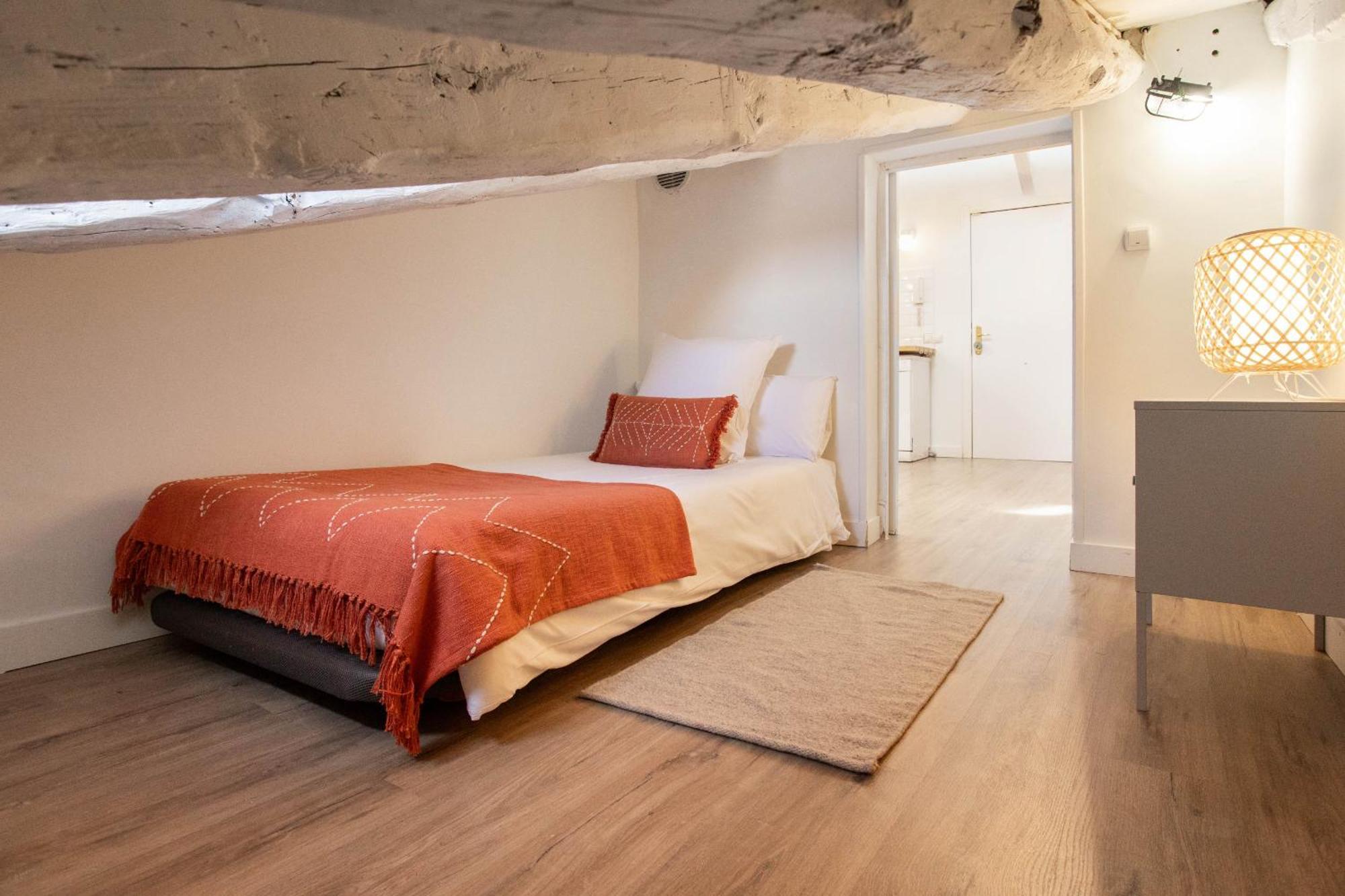 Apartamento Plaza Mayor Attic En Мадрид Екстер'єр фото